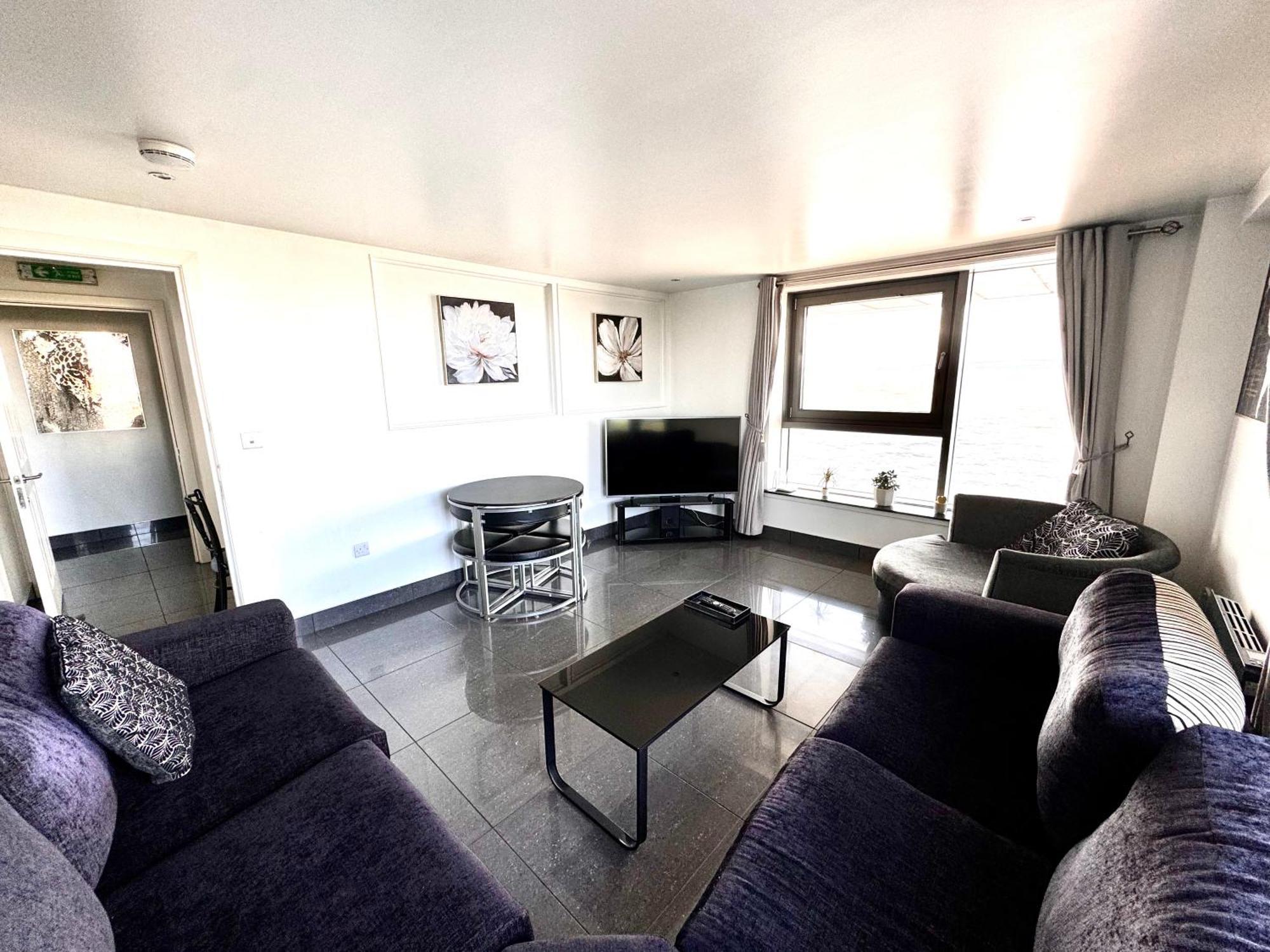 Ocean Park Apartments - Oceanfront - Free Parking And Fast Wifi Эдинбург Экстерьер фото