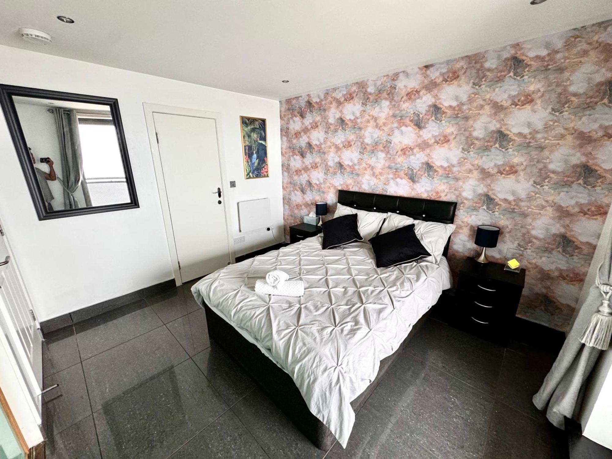 Ocean Park Apartments - Oceanfront - Free Parking And Fast Wifi Эдинбург Экстерьер фото